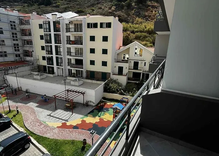 Island Heart- Family Retreat- Free Parking Garage * Ribeira Brava