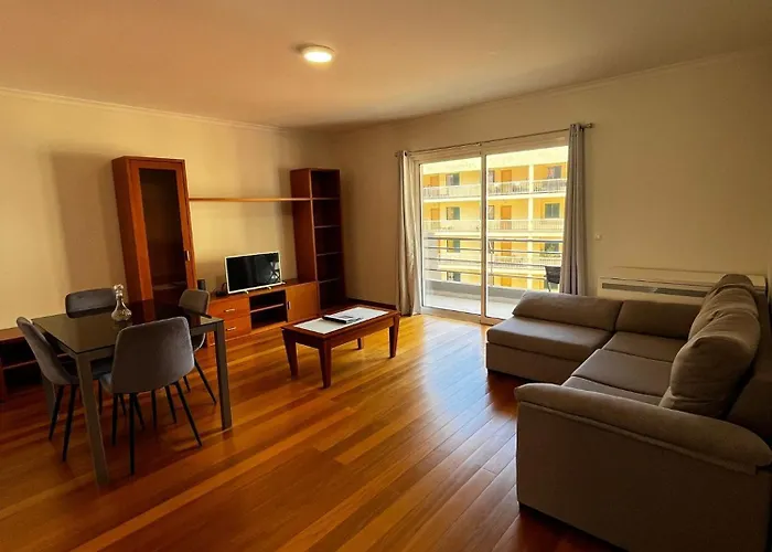 Island Heart- Family Retreat- Free Parking Garage * Ribeira Brava