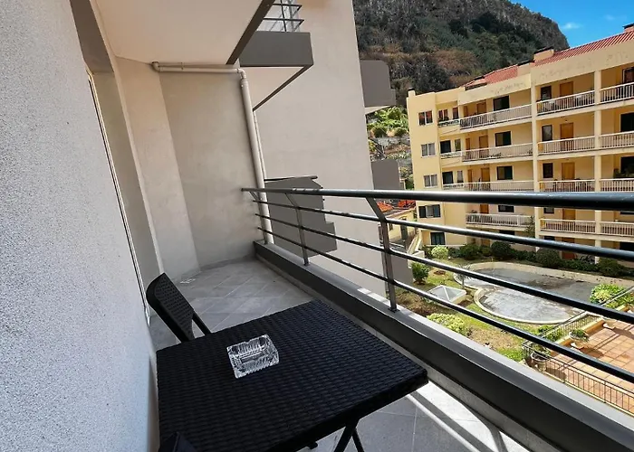 דירה Island Heart- Family Retreat- Free Parking Garage